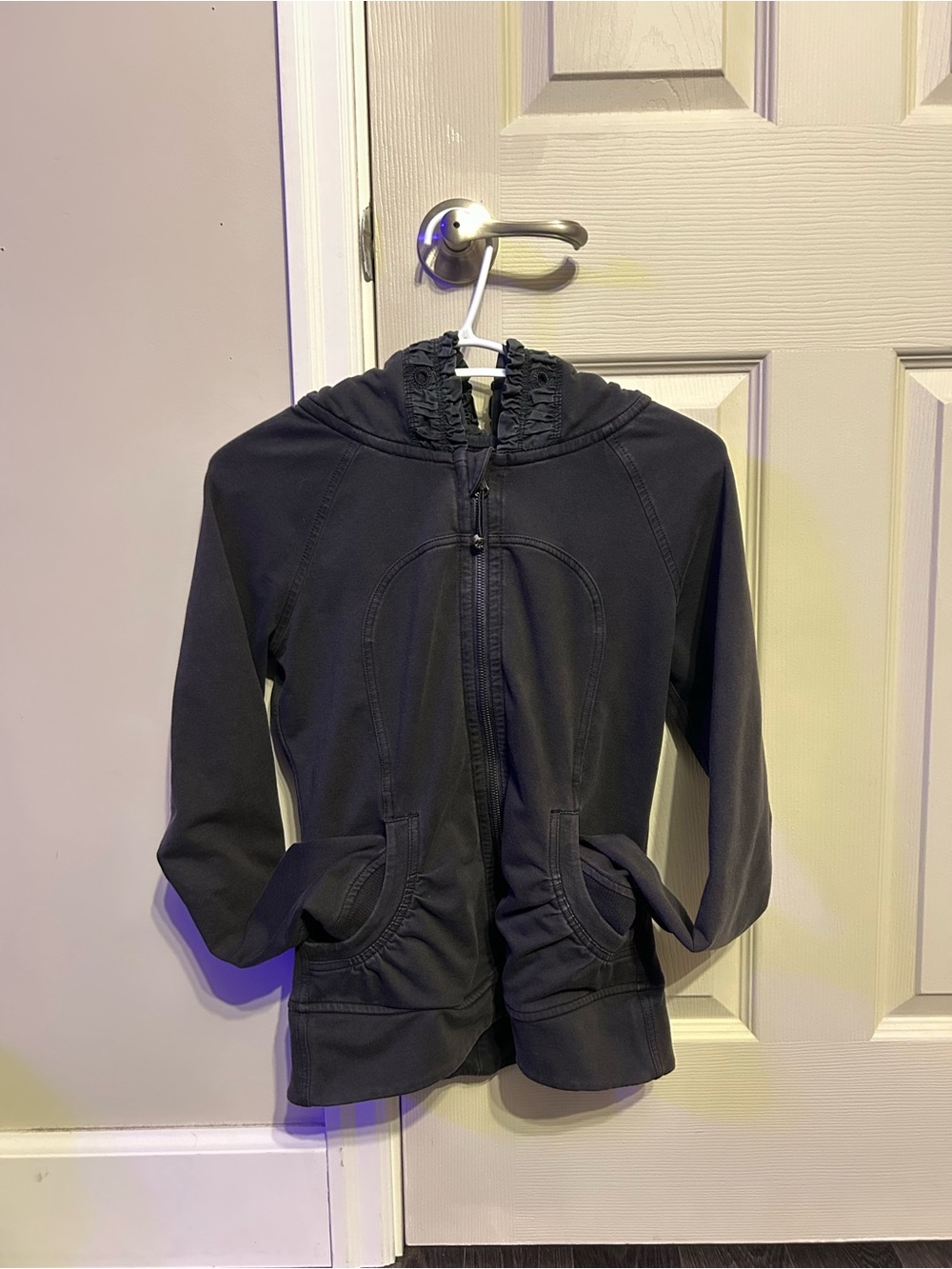 Lululemon Black Scuba Full-Zip Hoodie Jacket Size 6